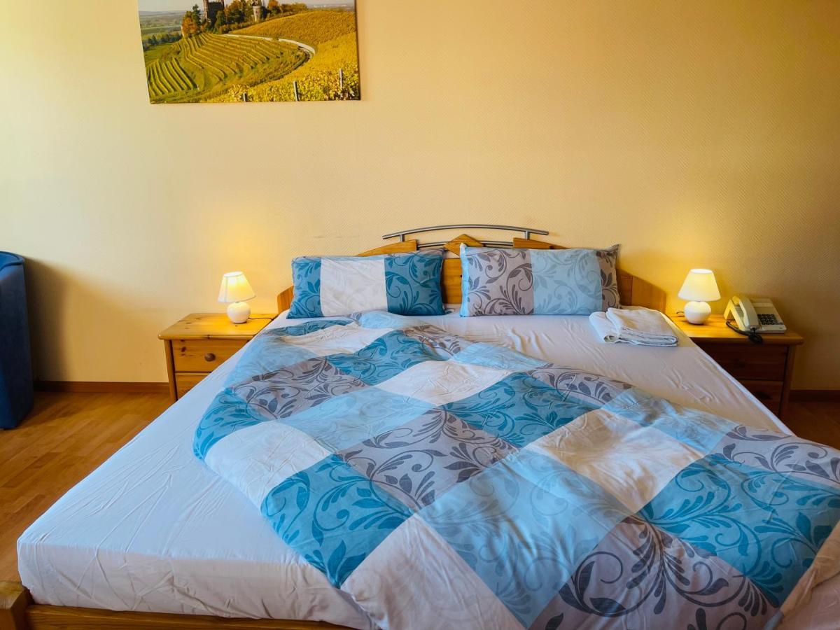 Hotel Ochsen Ortenberg  ภายนอก รูปภาพ